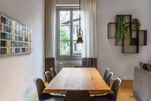 The Beauty Of Santa Croce Apartment Florence 0*,